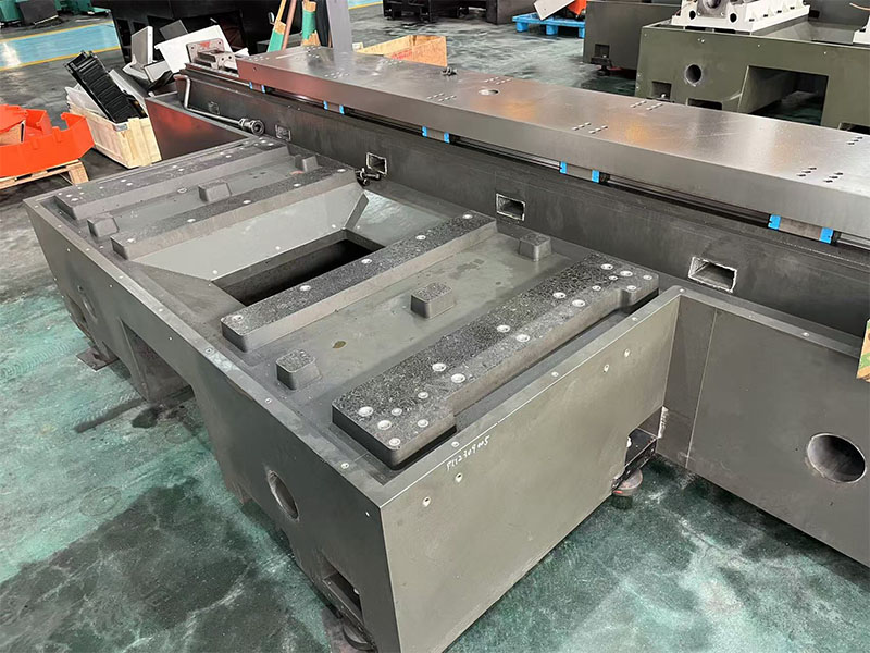 CM300 Griding and Milling and Turning Machine